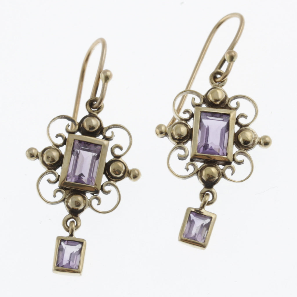 Garnet yellow gold rectangle detail drop vintage style earrings