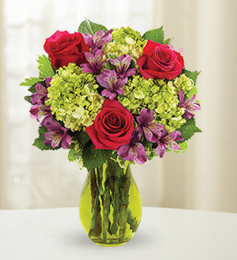 Rose and Hydrangea Magnificence