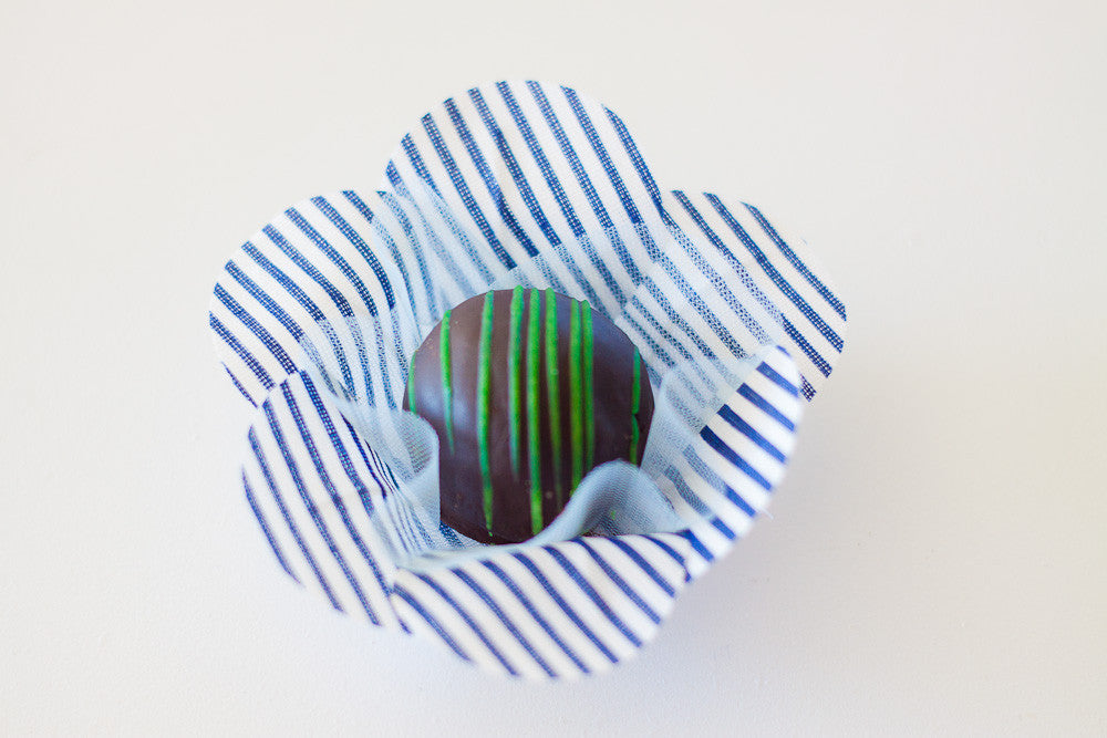 Stripe White & Dark Blue Truffle Wrapper