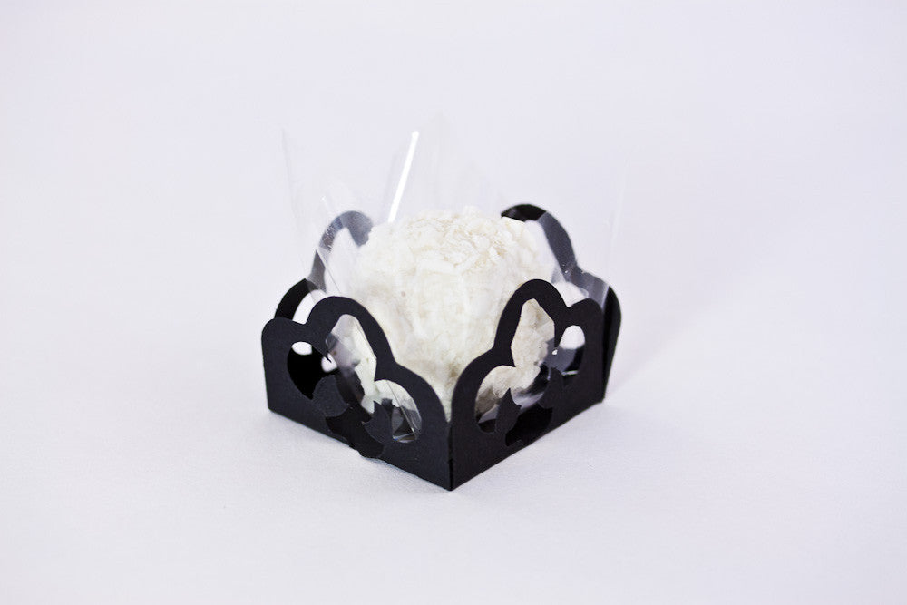 Black Richelieau Paper Box