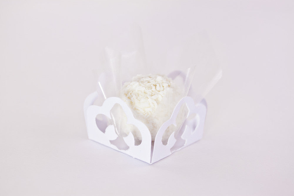 White Richelieau Paper Box