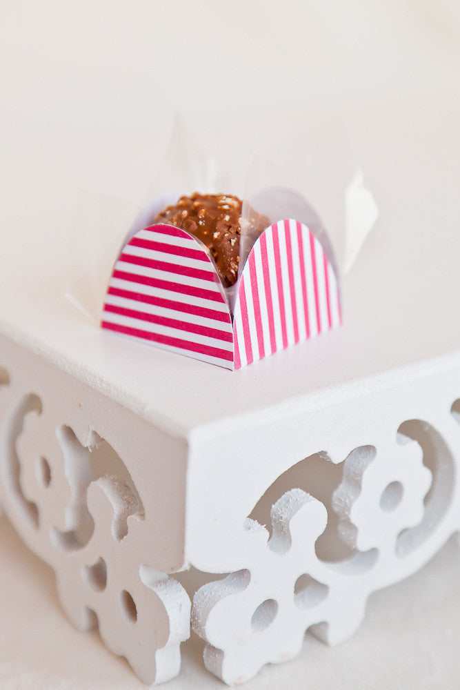 Stripe Red & White Paper Box