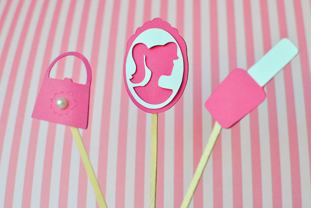 Girls Spa (Pink & White) Toppers